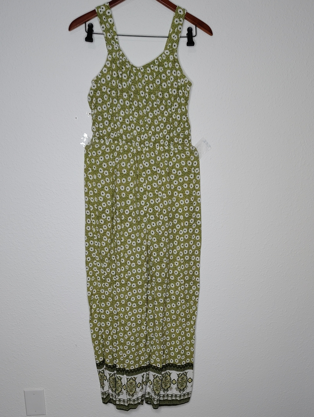 Maurices Daisy Floral Wide Leg Romper Size M Bohemian Beachy Green White